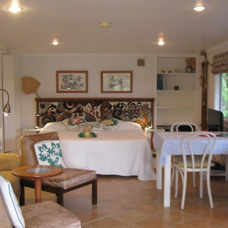 Aimeo Cottage 拉塞尔 外观 照片