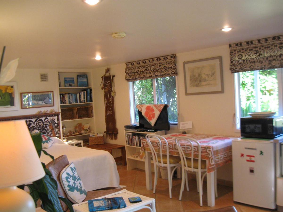 Aimeo Cottage 拉塞尔 外观 照片